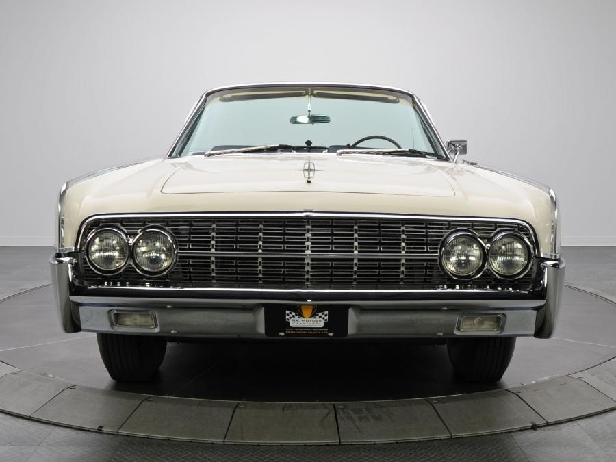  Lincoln Continental Convertible (74A) 1962 года  (фото 25 из 35)
